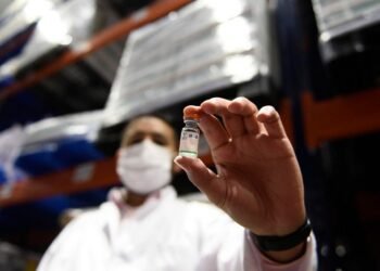 Un estudio determinó que la vacuna de Sinopharm alcanza una eficacia del 84%.