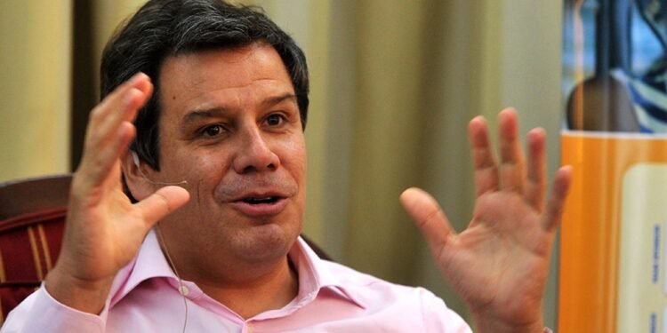 Manes criticó la gestión de Macri y reclamó que la oposición no sea de “un solo color”