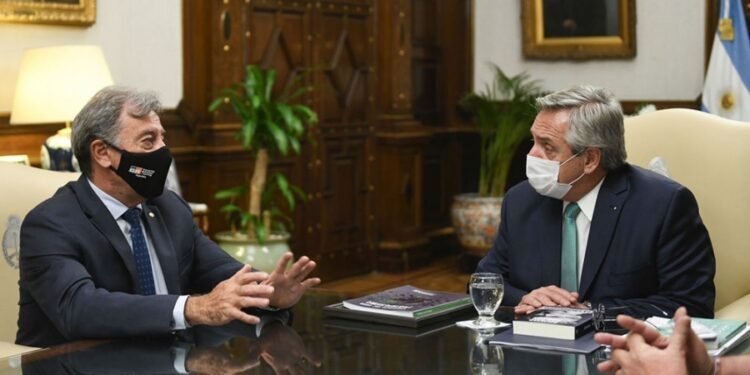 El Presidente destacó que Toyota podrá producir 27 mil unidades adicionales al año