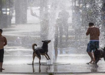 Cinco provincias en alerta roja por temperaturas extremas
