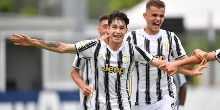 Juventus visita a Villarreal por los octavos de final de la Liga de Campeones