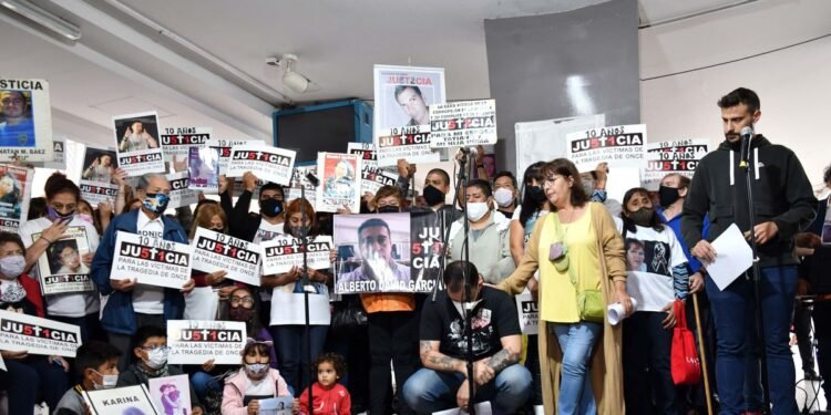 A 10 años de la tragedia de Once, sobrevivientes y familiares reclaman Justicia por las víctimas