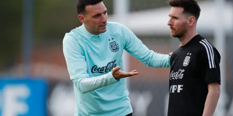 Tras ausentarse con el PSG por un cuadro gripal, Lionel Messi viajará a la Argentina para jugar con la Selección