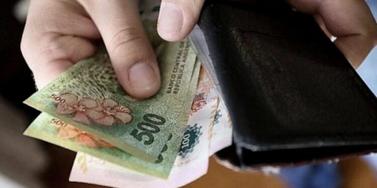 El Consejo del Salario se reúne para fijar el nuevo valor del mínimo