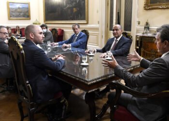 El Gobierno avanzará con las provincias en la implementación de un revalúo inmobiliario