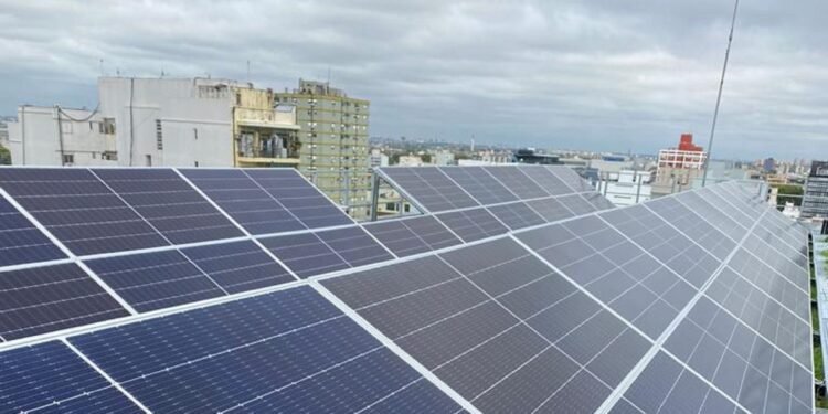 Iluminación inteligente: El nuevo proyecto llave en malo de ENEL X en el edificio de OSDE en Parque Patricios