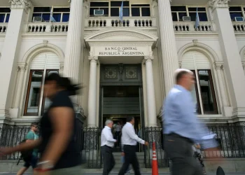 El Banco Central extenderá hasta fin de año las restricciones al pago de importaciones