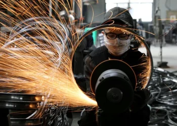 El Gobierno avanza con altas tasas y ajuste ortodoxo: qué impacto tendrá en la actividad económica