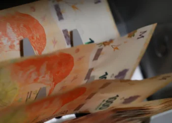 Los impuestos representan casi la mitad del costo de tomar un préstamo bancario en la Argentina