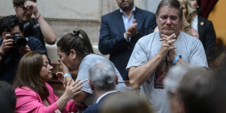 Diputados aprobó crear un Registro de Deudores Alimentarios y el alivio en Ganancias para los ingresos de médicos cuando superen cuatro guardias mensuales