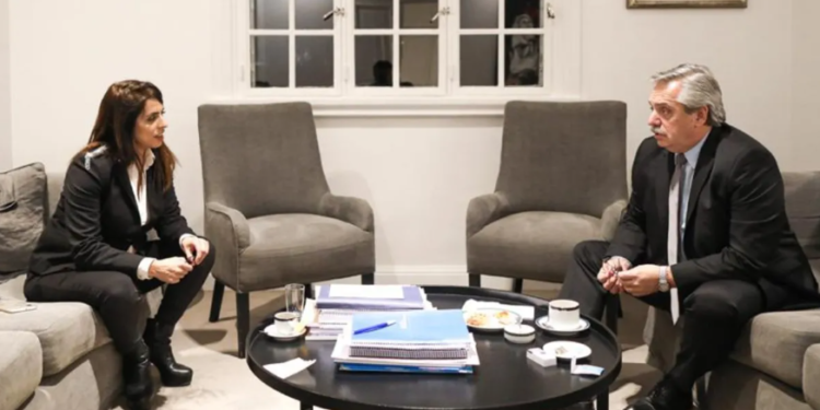 El Gobierno aclara que Donda en realidad renunció porque había “perdido la confianza” del Presidente