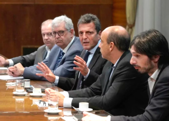 Quita de subsidios para la luz y el gas, nuevo dólar soja y la letra chica de la moratoria para jubilados