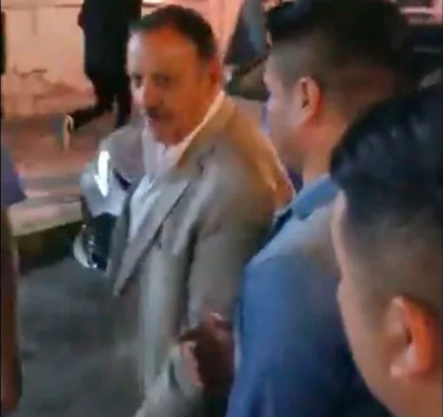 La Rioja: el gobernador Quintela insultó a una docente que lo increpó por los bajos salarios