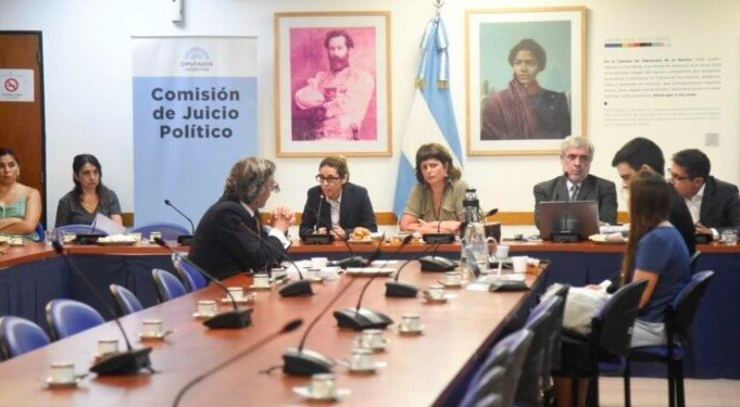 Nueva ronda de testigo en el juicio político a los miembros de la corte suprema