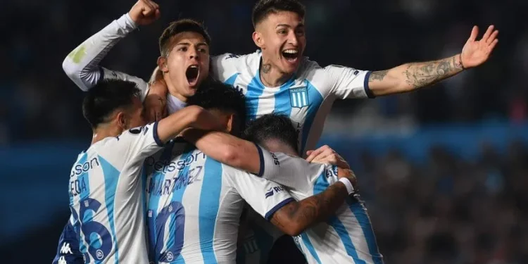 Racing dio vuelta la serie ante Atlético Nacional y enfrentará a Boca en cuartos