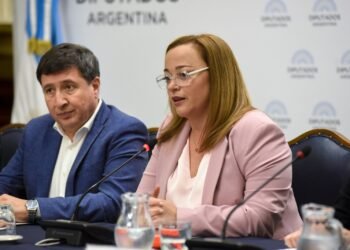 “Las mejores leyes sociales se construyen desde afuera hacia adentro”