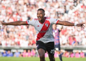 River sigue de Rondón