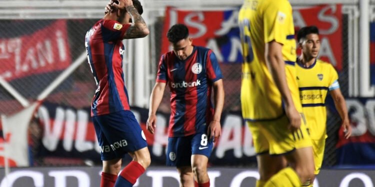 San Lorenzo y Boca empataron 1-1 en un final caliente