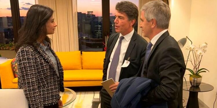 Caputo y Posse se reunirán hoy con el FMI: conocé las claves más importantes