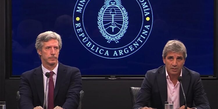 El Gobierno y el FMI estudian un programa nuevo