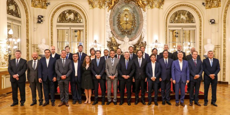 El Gobierno no le pagó $101 mil millones a las provincias por transferencias discrecionales