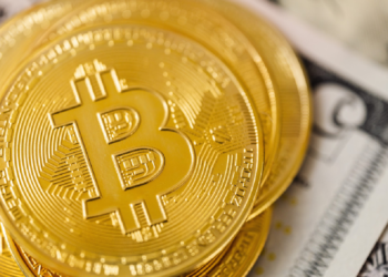 El Bitcoin superó los 67 mil dólares y se acerca a su récord histórico