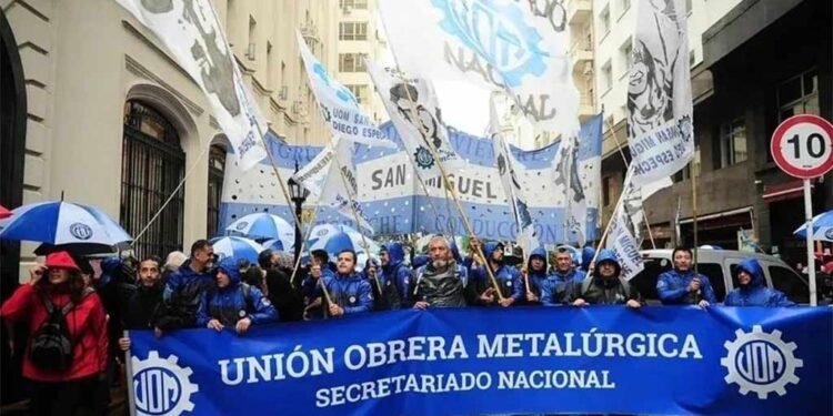 El Gobierno levantó el paro de la UOM