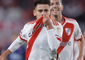 River derrotó a Nacional sin despeinarse