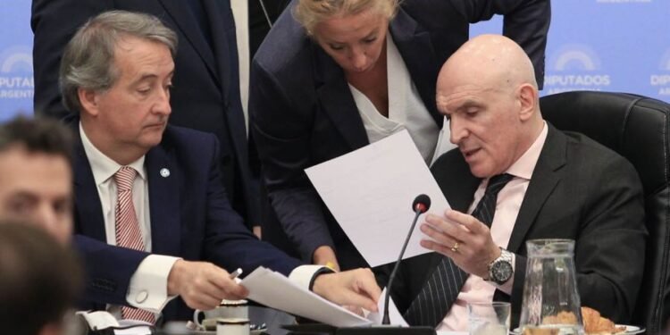 Ley Bases: se debatirá en el recinto el próximo lunes