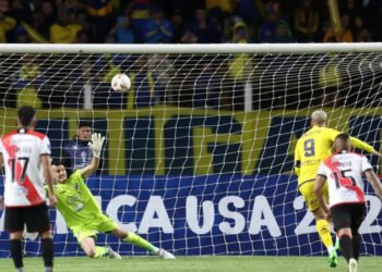 Boca debutó en la Copa Sudamericana con un empate en Nacional Potosí