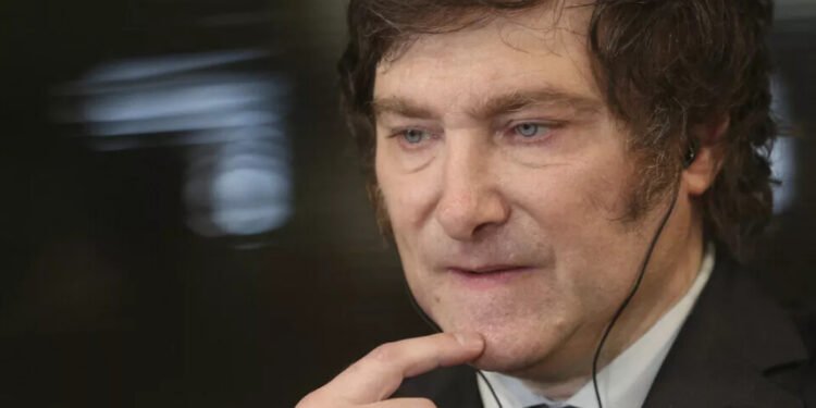 Milei sacaría dos reformas en el caso de que se caiga la Ley Bases