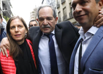 José Alperovich dijo que no hará uso de sus “últimas palabras” y a las 20 se conocerá el veredicto en el juicio por el presunto abuso sexual de su sobrina