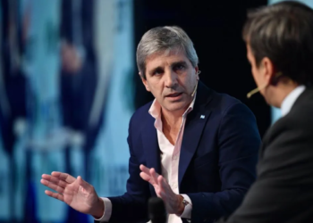 El mercado evalúa el plan de Caputo y el futuro del cepo