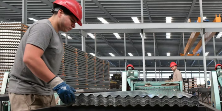 Las pymes sufren fuertes caídas en las ventas y más de 60 mil despidos