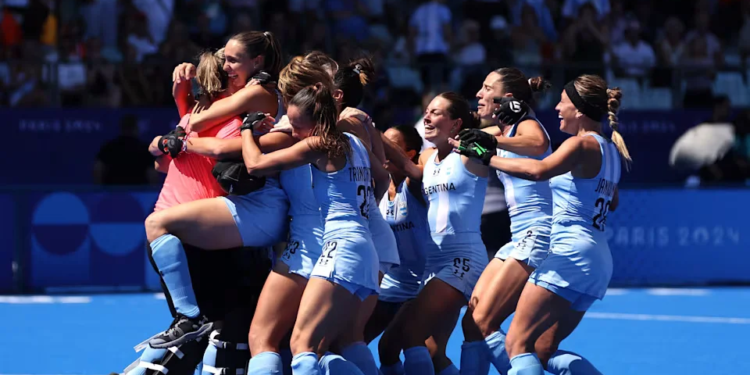 Las Leonas son de bronce