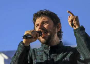 Milei “Me encantaría meterle el último clavo al cajón del kirchnerismo, con Cristina Kirchner adentro”