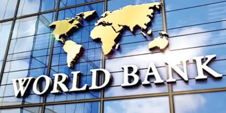 El Banco Mundial preocupado por el salto de la pobreza en la Argentina y espera que se revierta en 2025