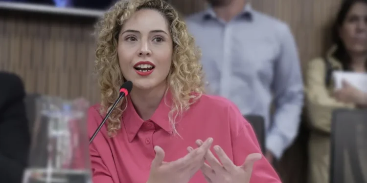 Lourdes Arrieta en contra del veto de Javier Milei