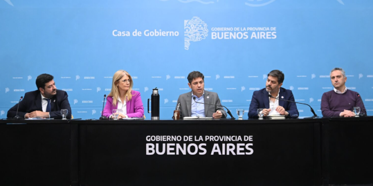Para Kicillof, es “un verdadero escándalo” que la Justicia ratifique la condena a CFK en la Causa Vialidad