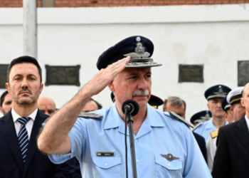 El gobierno de Javier Milei anunció que Fernando Mengo, jefe de la Fuerza Aérea no seguirá sus funciones