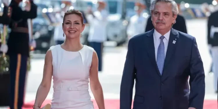 El ex presidente Alberto Fernández deberá darle el 30% de su jubilación a Fabiola Yañez