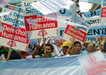 Un estudio reciente reveló que la mirada crítica de la población argentina sobre el sindicalismo disminuyó 23 puntos porcentuales