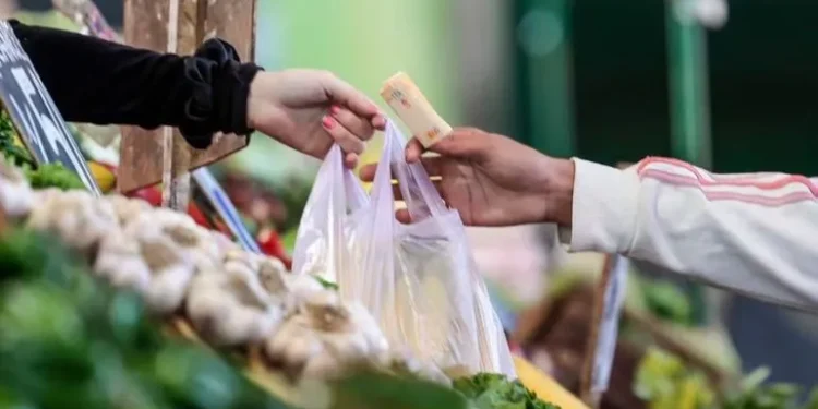 Anticipan que luego de tres años la inflación de octubre perforará el 3%