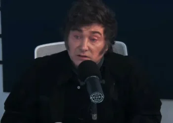 El presidente Javier Milei volvió a criticar a Victoria Villarruel y al gobernador Axel Kicillof