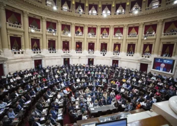 La Cámara Alta de Senadores votó la expulsión de Kueider