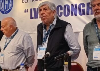 El Gobierno dictó la conciliación obligatoria en el marco del conflicto con Camioneros