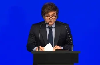 Desde la sede de la Bolsa de Comercio de Córdoba, Javier Milei confirmó cuándo eliminará el Impuesto PAIS
