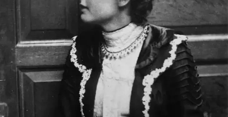 Quién es Mary Paley Marshall, la economista que no pudo graduarse por ser mujer