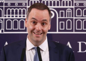 Manuel Adorni no descarta una candidatura para 2025