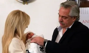Alberto Fernández exigió ante la justicia el regreso de su hijo al país
